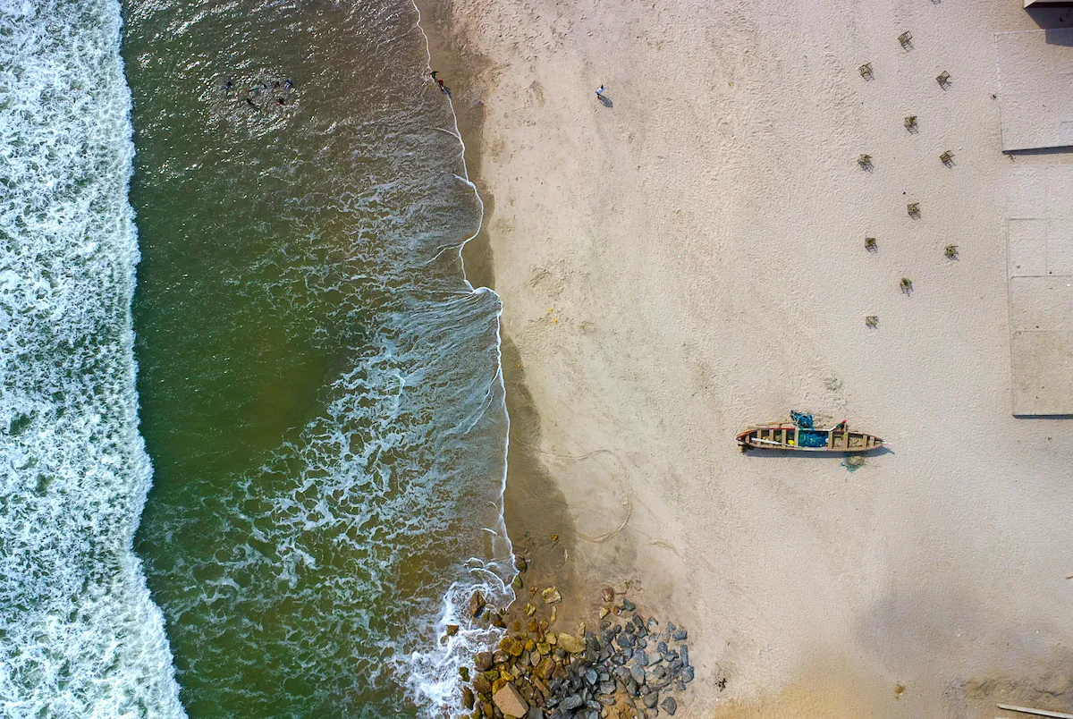 Vizag tour package sightseeing cab service with professional driver at beautiful Visakhapatnam city beaches and scenic attractions